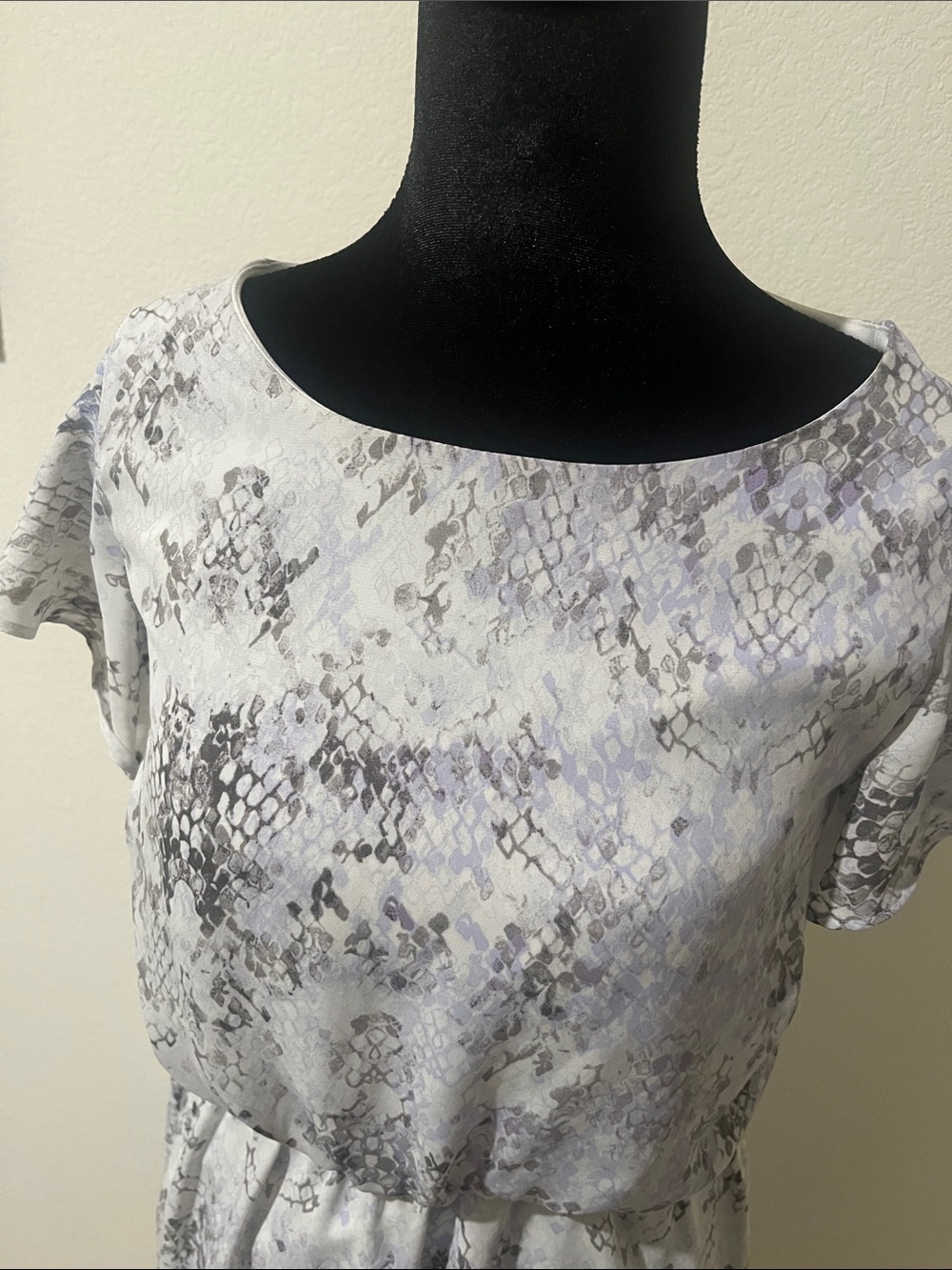 Light Gray Snake Print Flutter Sleeve Dress